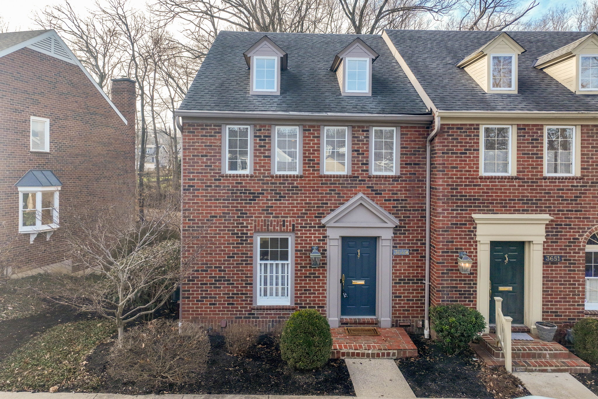 17-web-or-mls-3649 Herschel Ave (17 of 57)