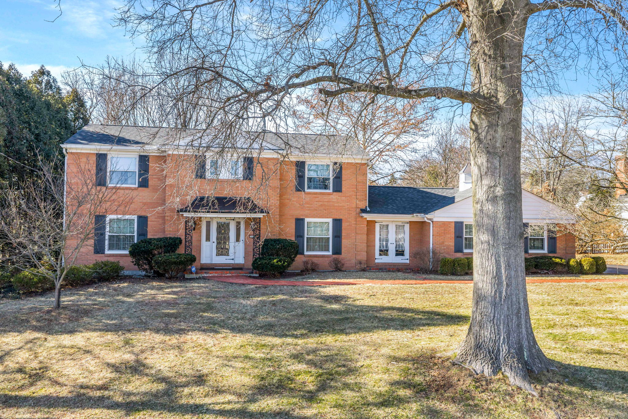 41-web-or-mls-5913 Countryhills Dr (41 of 139)